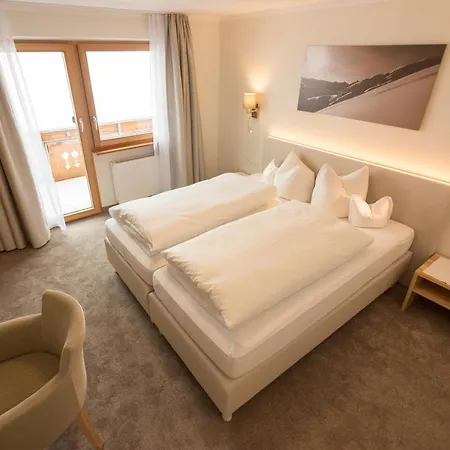 Maria ベッド・アンド・ブレックファスト 3*