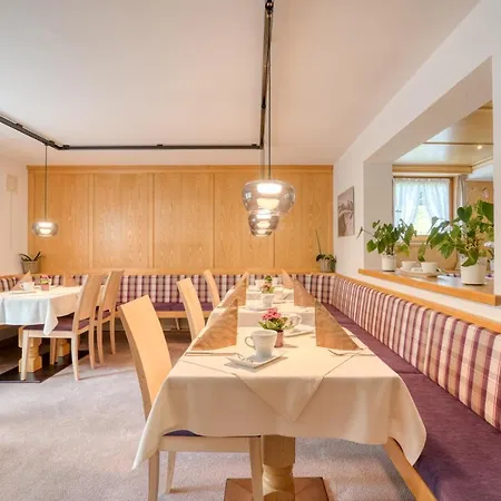 Maria シュトゥーベン・アム・アールベルク