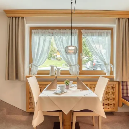 Maria Frühstückspension 3*