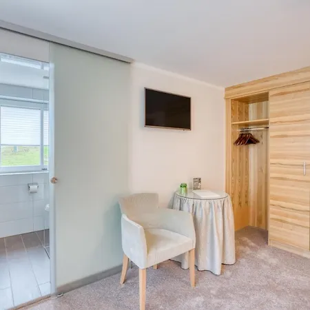 ベッド・アンド・ブレックファスト Maria 3*