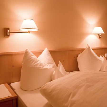 ベッド・アンド・ブレックファスト Maria シュトゥーベン・アム・アールベルク